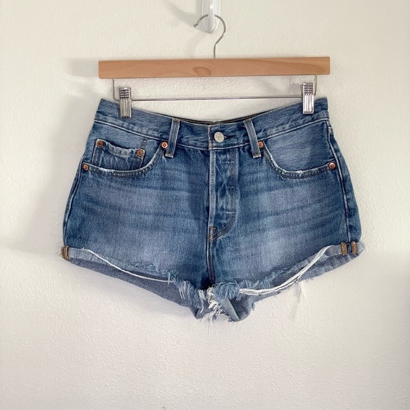 Levi’s 501 High Waist Denim Cutoff Jean Short Blue Explorer 27 - Picture 3 of 13